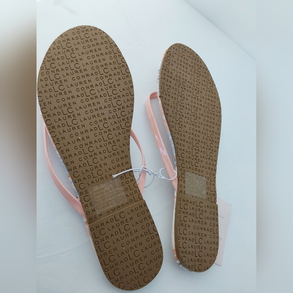 LC Lauren Conrad Flip Flops - Picture 3 of 5